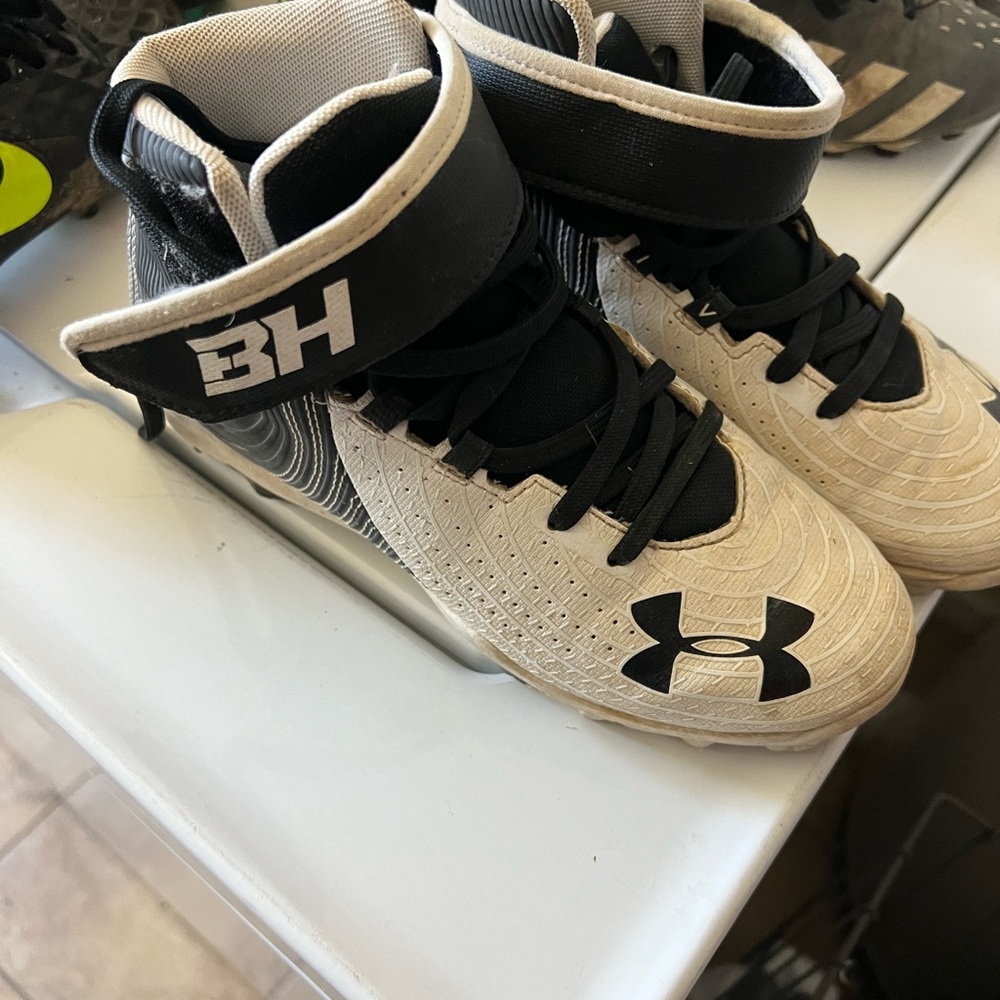 Under Armour baseball cleats